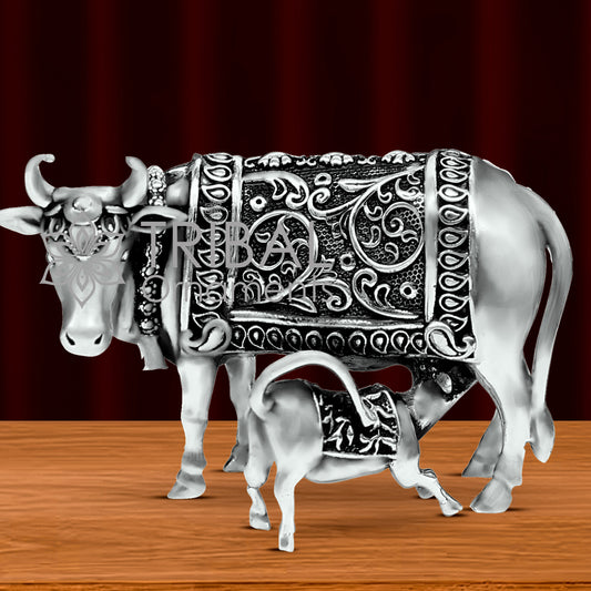 Divine cow with calf 925 sterling silver vintage Nakshi work design Kamdhenu cow, deity's cow, wishing cow, silver worshipping puja art115 - TRIBAL ORNAMENTS