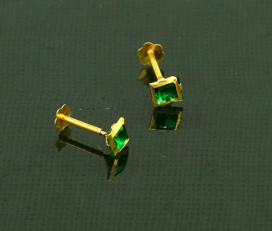 3MM OR 4mm single Green stone 18kt yellow gold handmade square shape fabulous screw back stud earring or nose pin unisex jewelry er121 - TRIBAL ORNAMENTS