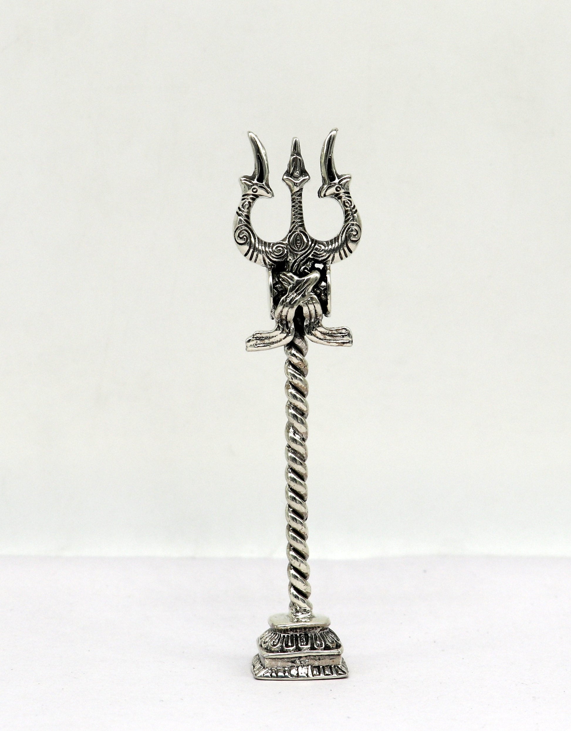 925 Sterling silver handmade lord Shiva trident with Damaru, fabulous craftsmanship Mahadev trishul, best collectible puja article art21 - TRIBAL ORNAMENTS