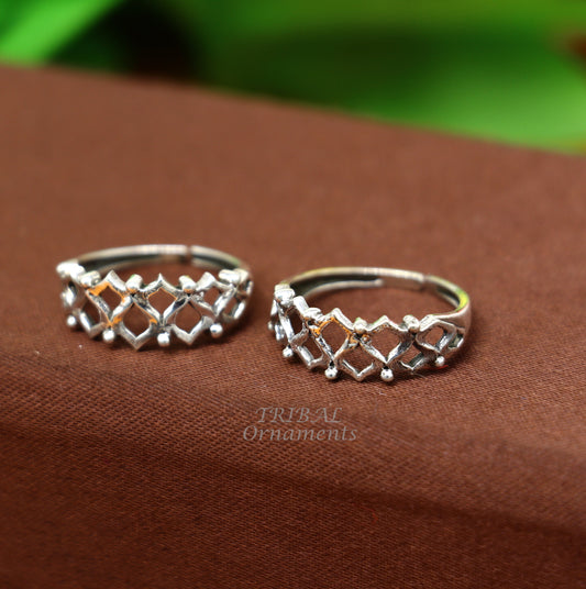 925 sterling silver handcrafted unique design vintage ethnic design brides toe ring for girl's women's ytr27 - TRIBAL ORNAMENTS