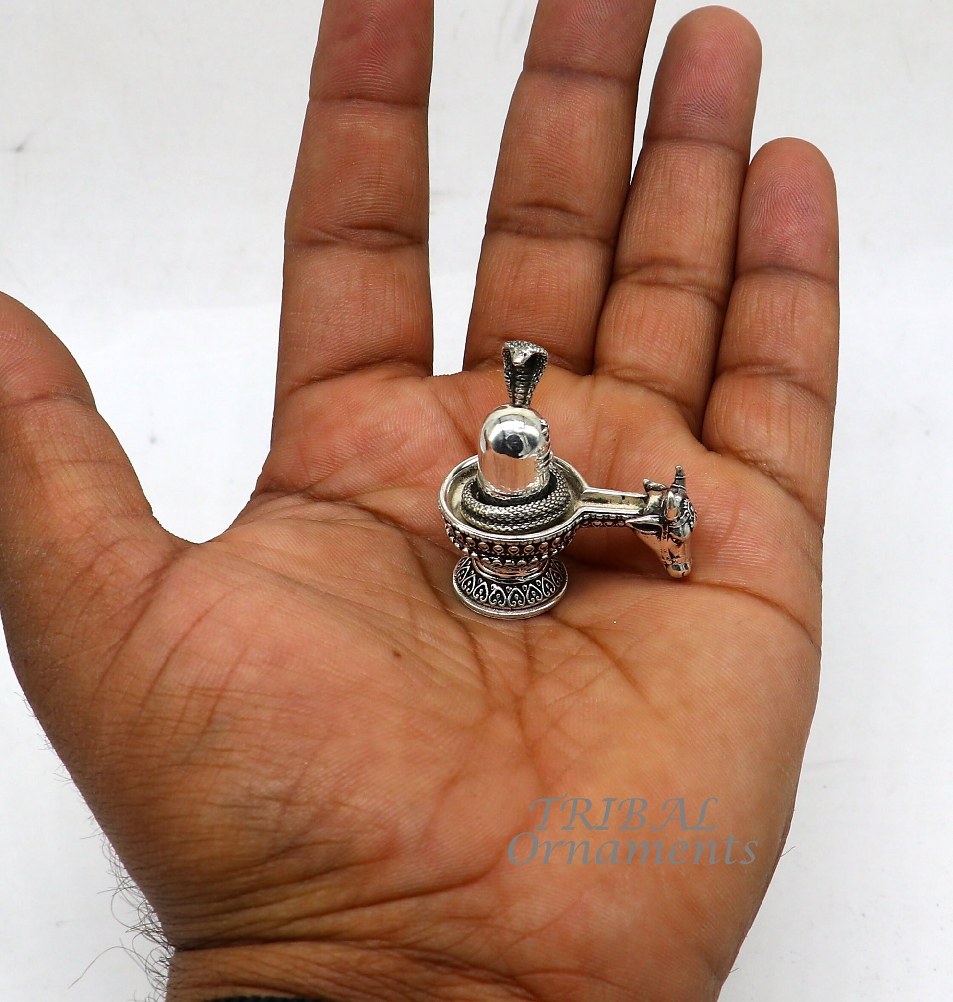 925 sterling silver lord Shiva lingam Jalheri, Divine Shiva lingam at home temple puja worshipping article from India su994 - TRIBAL ORNAMENTS